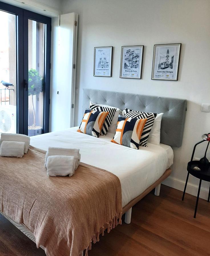 Smiling Places - Apartment In Порту Экстерьер фото